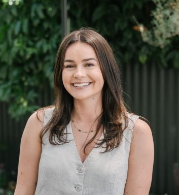 Dr Georgia | Living Chiropractic & Wellness